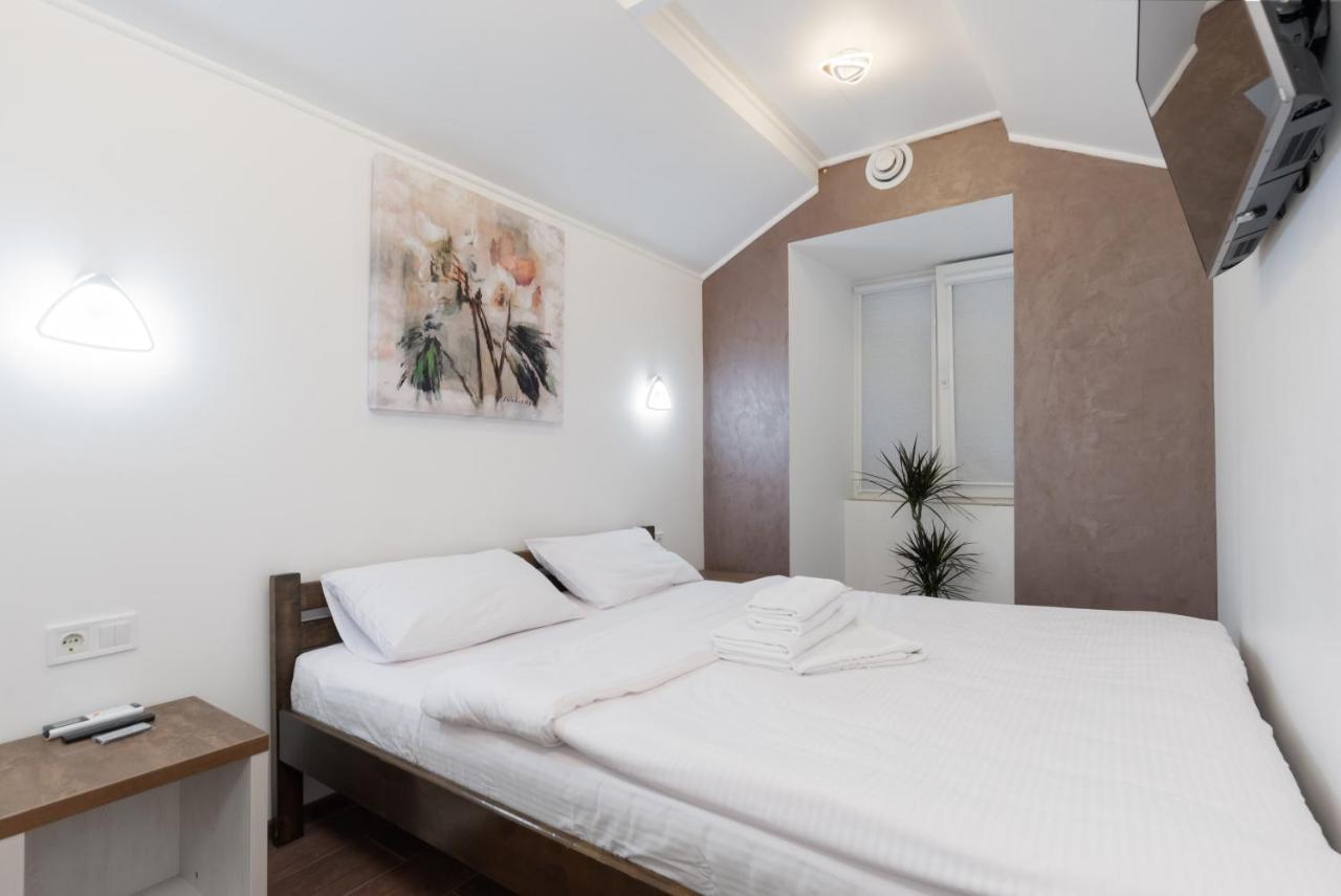 Apartments On Chaykovskogo 16 Odessa Exterior foto