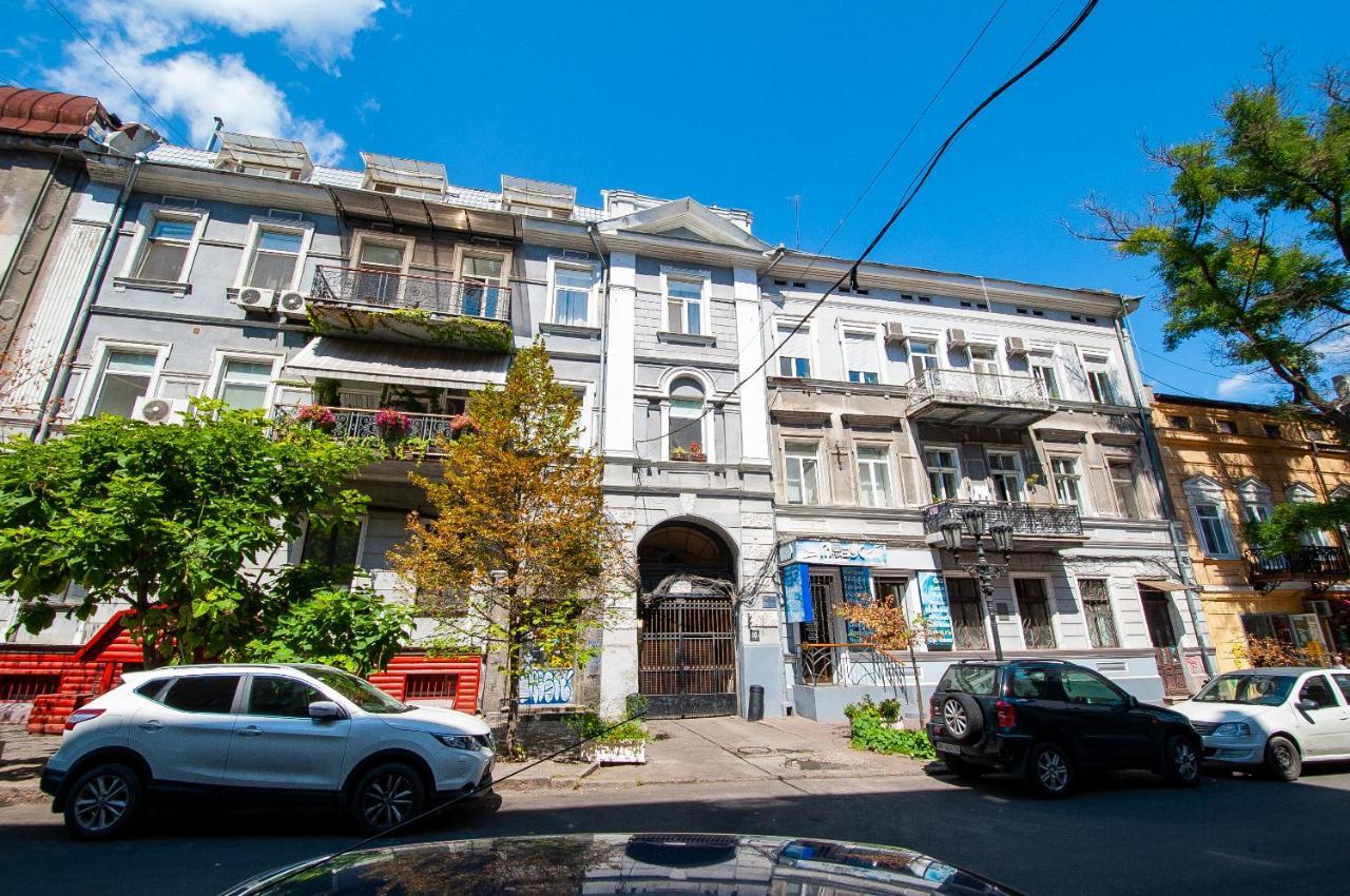 Apartments On Chaykovskogo 16 Odessa Exterior foto